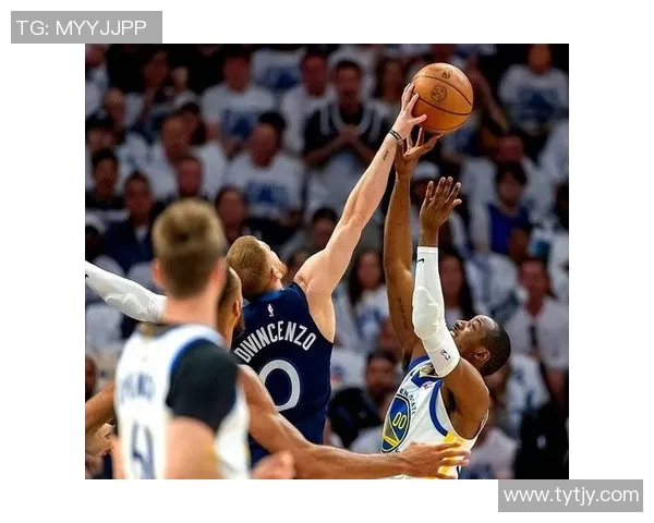 2021年勇士与国王精彩对决录像回放全程回顾与精彩瞬间分析 2021年勇士与国王精彩对决录像回放全程回顾与精彩瞬间分析